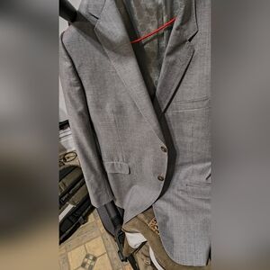 Gucci Authentic 🩶🩶Men's Suit Like Nw